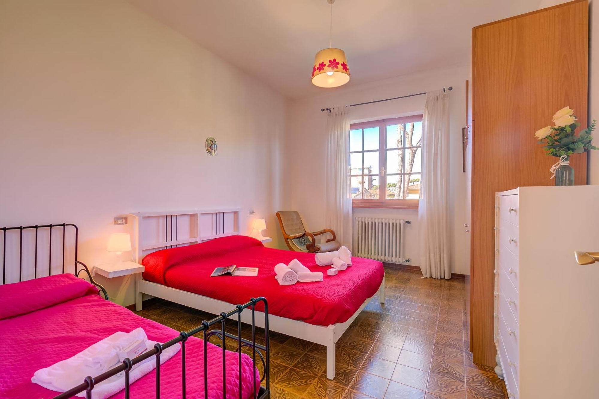 Casa Maddalena Al Mare 600M From Sea - Happy Rentals 마리아나디피에트라산타 외부 사진
