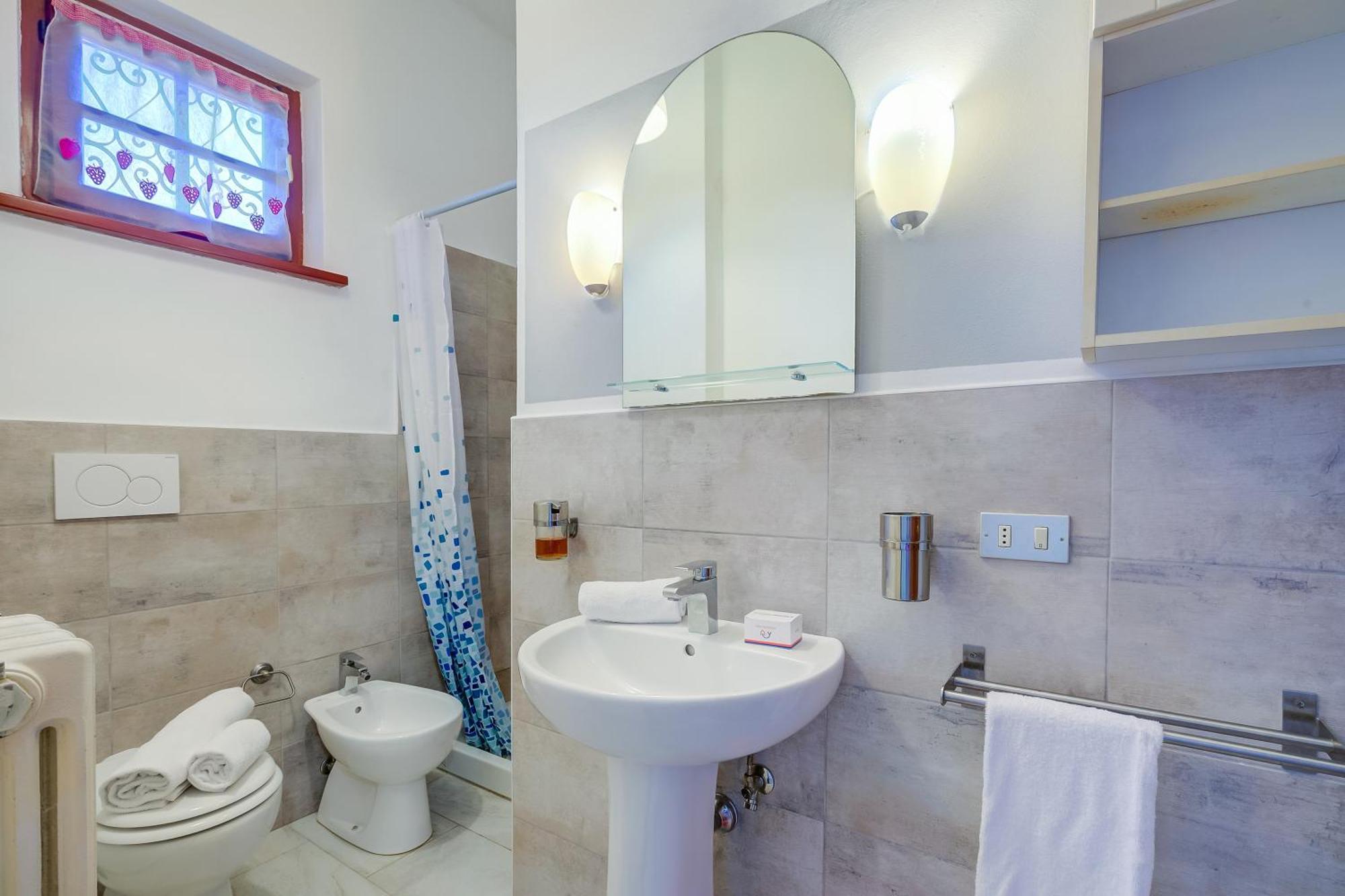 Casa Maddalena Al Mare 600M From Sea - Happy Rentals 마리아나디피에트라산타 외부 사진