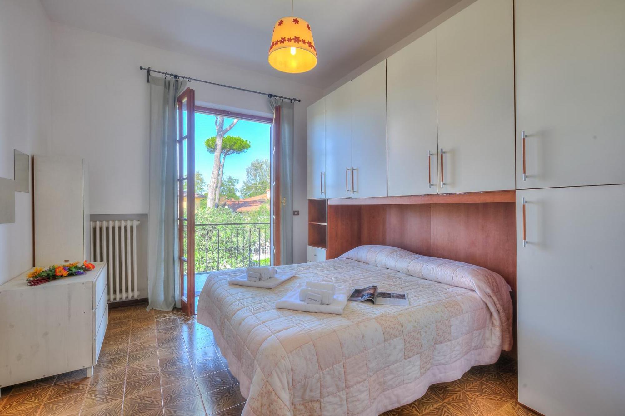 Casa Maddalena Al Mare 600M From Sea - Happy Rentals 마리아나디피에트라산타 외부 사진